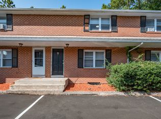 17 Howard Ct #B, East Hartford, CT 06108