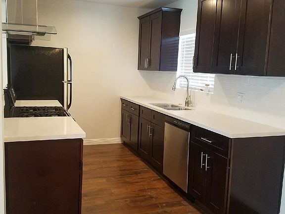 4th image of 4111 Somerset Dr APT F