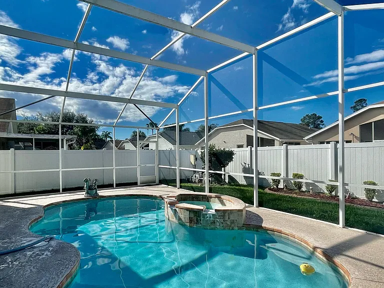 11709 Leda Ln — Photo 6