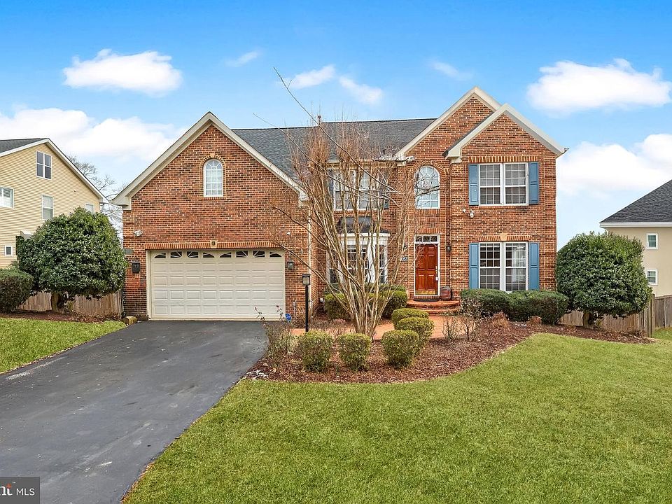 1st image of 9257 Plaskett Ln