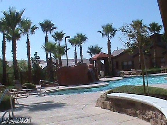 3rd image of 8250 N Grand Canyon Dr Unit 1048