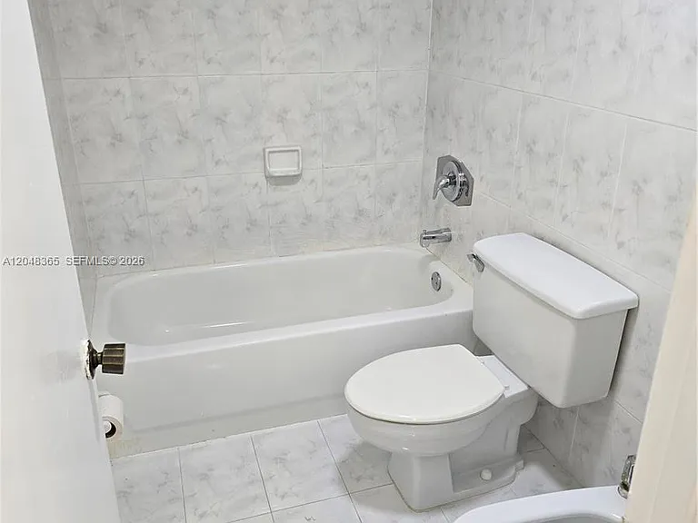 5800 SW 127th Ave #2310 — Photo 3
