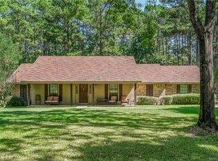 176 Silver Leaf Dr, Benton, LA 71006