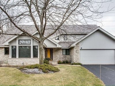 23 Rodeo Dr, Burr Ridge, IL, 60527