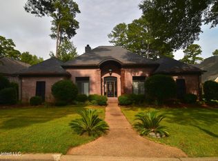 523 Heatherstone Ct, Ridgeland, MS 39157