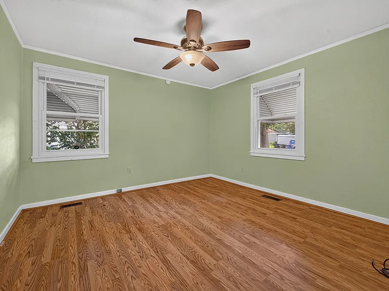 100 Hodges Manor Rd — Photo 12