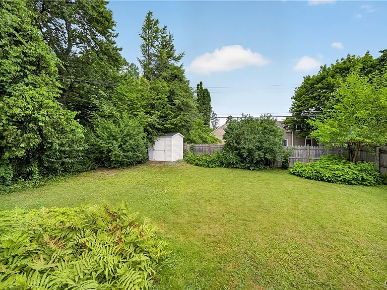 103 Pelham Rd — Photo 34
