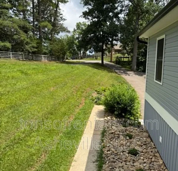 6 Tracy Ln — Photo 13