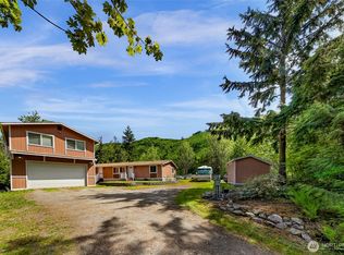 846 Deep Valley Dr, Maple Falls, WA 98266
