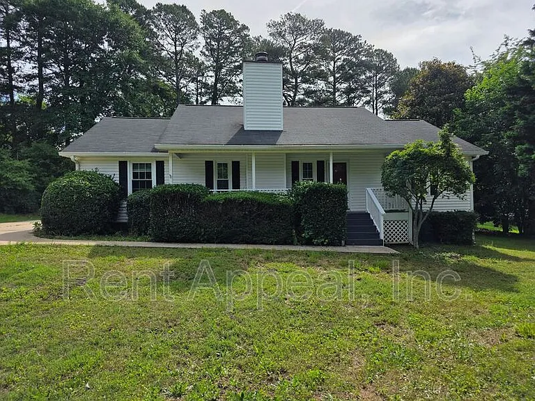 102 Park Place Dr — Photo 1
