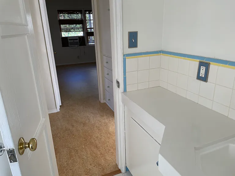 3362 Atwater Ave — Photo 19