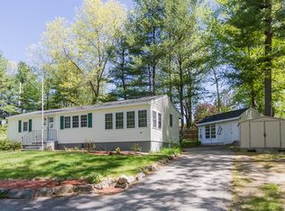 42 Holiday Ln, Hampstead, NH 03841