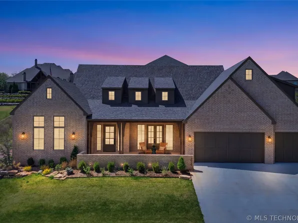 7508 S 5th St, Broken Arrow, OK 74011