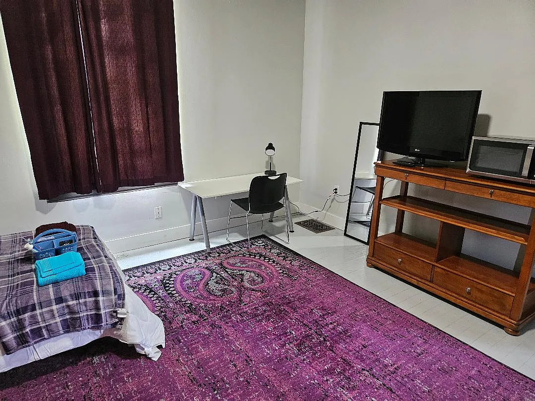 5 bed, 1803 sqft, $750 — Photo 4