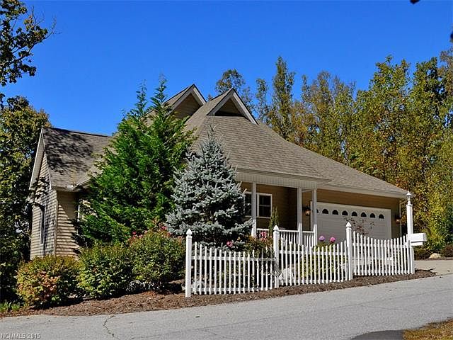 1st image of 284 Carriage Summitt Way