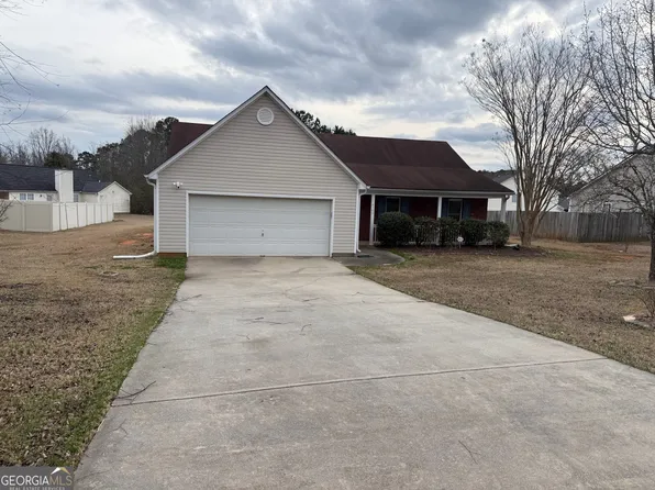 4165 Eden Valley Dr, Loganville, GA 30052