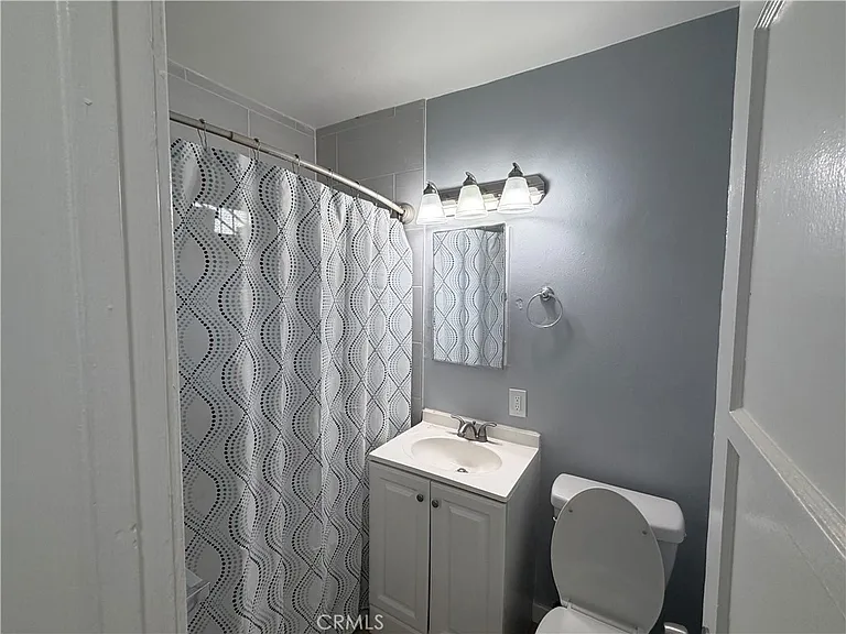 627 Linden Ave — Photo 11