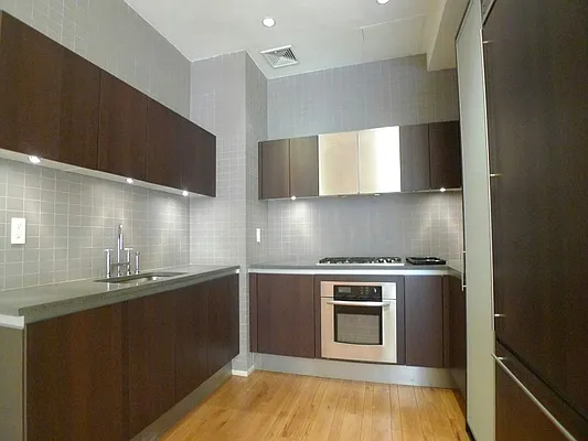 Rented by Sotheby's International Realty | media 36