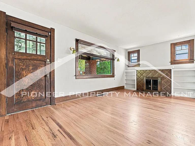 821 S Grant St — Photo 5