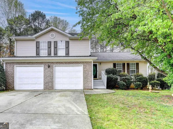 5880 April Dr, Buford, GA 30518