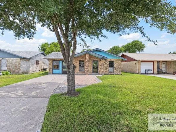 208 E 9th St, Los Fresnos, TX 78566