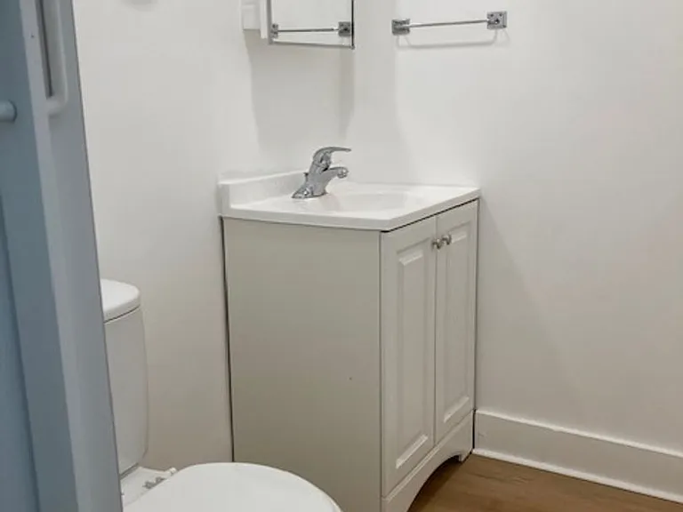 679 Washington St #11 — Photo 10