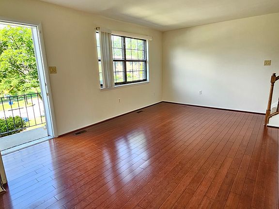 5th image of 748 Wilton Farm Dr