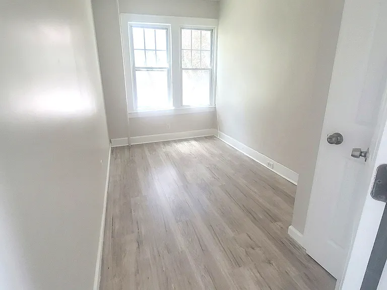 195 Lehigh Ave #1 — Photo 5