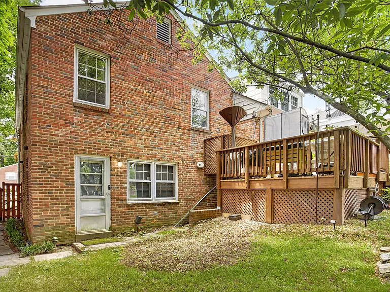5703 Cromwell Dr — Photo 36