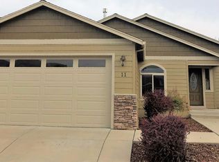 11 Meadowfield Cir, Eagle Pt, OR 97524