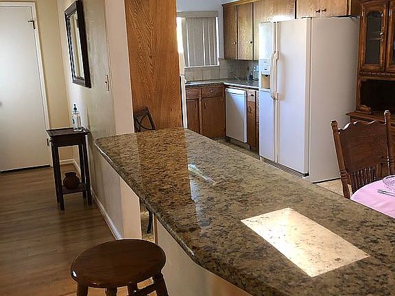 Granite breakfast bar