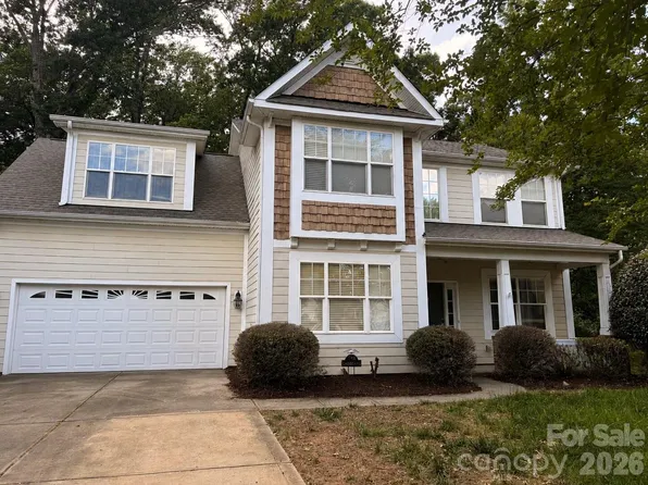10333 Misty Moss Ct, Mint Hill, NC 28227
