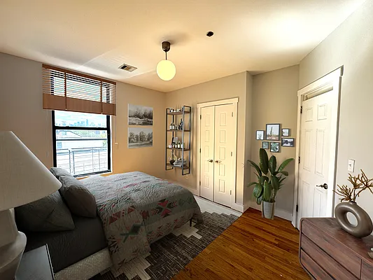 Rented by Pear NYC LLC | media 14