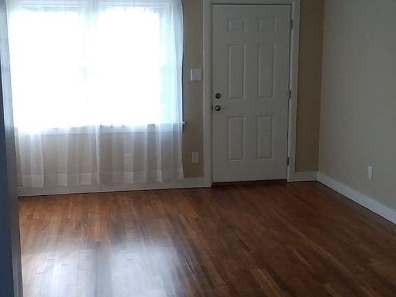 5th image of 2410 5th Ave