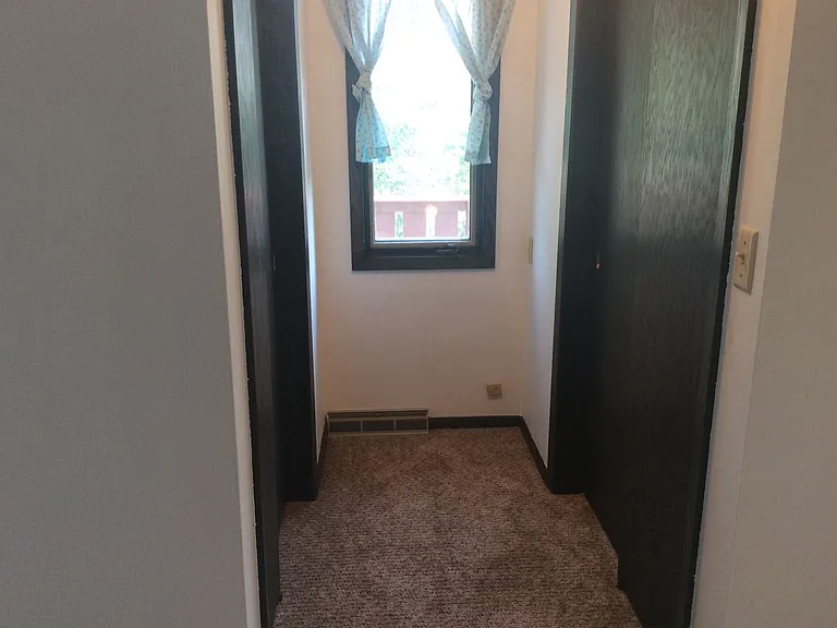 638 2nd Ave E — Photo 14