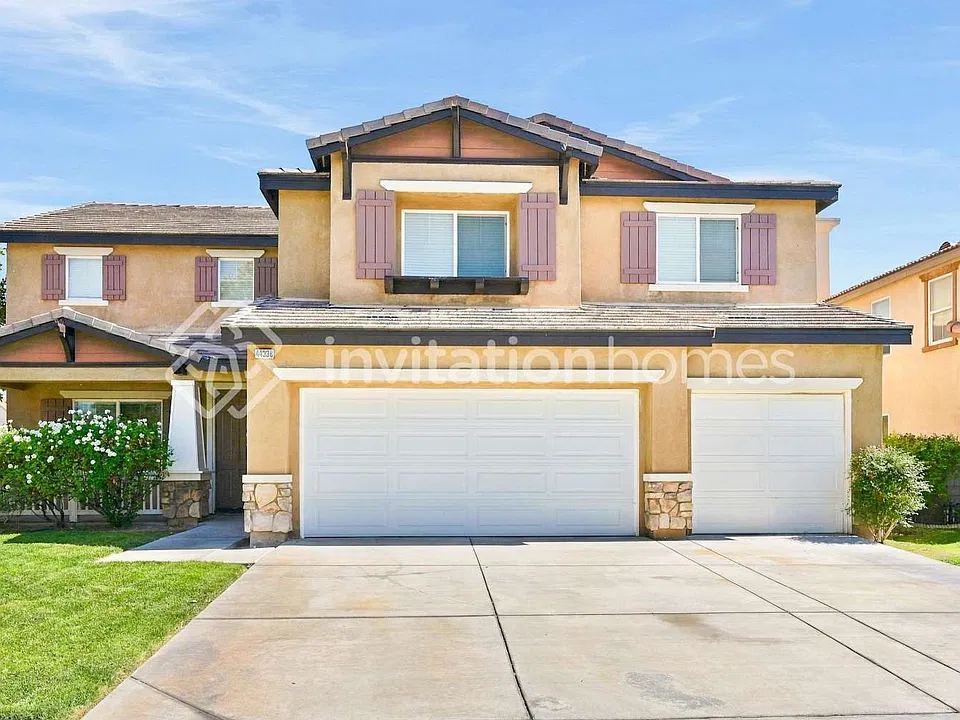 44338 Raven Ln