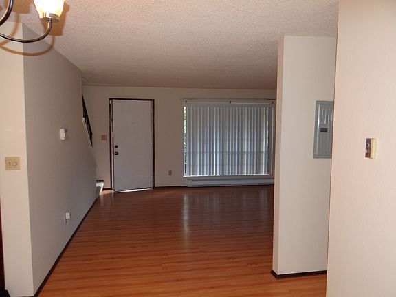 5th image of 3425 S 176th St Unit 264