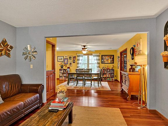 4th image of 5525 Glenwood Ave