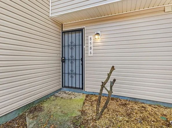 8586 Creekwood Way, Jonesboro, GA 30238
