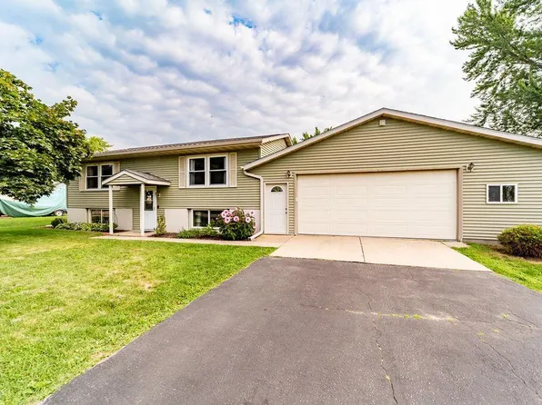 W8084 Fairview STREET, Onalaska, WI 54650