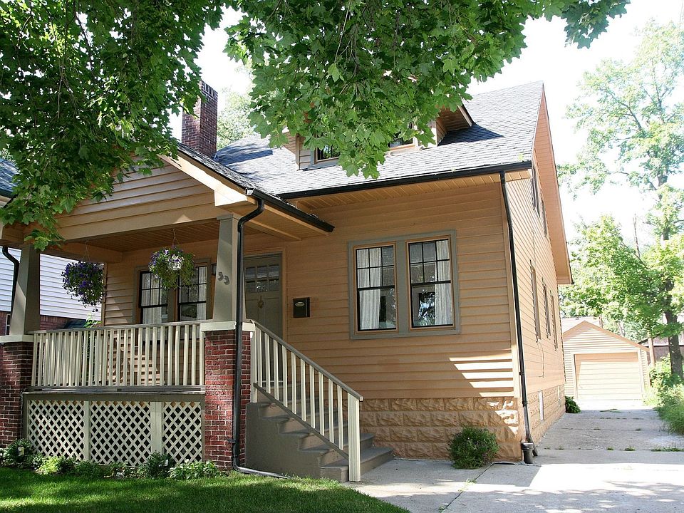 53 Wellesley Exterior