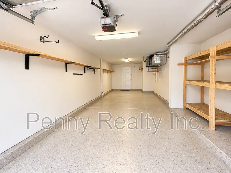 3 bed, 3.0 bath, 1606 sqft, $3,495 — Photo 4