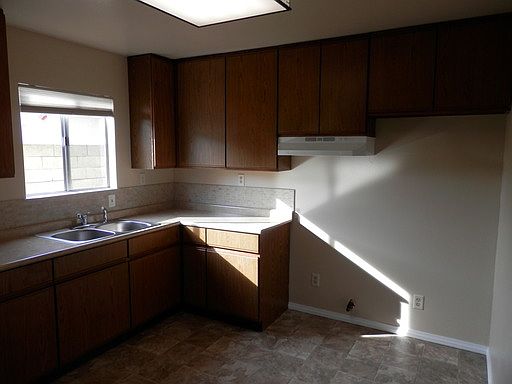 5th image of 11740 208th St