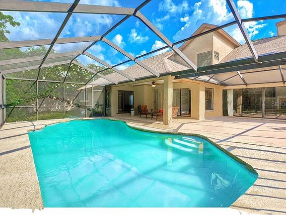 3rd image of 6208 Greenwich Dr