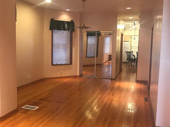 5th image of 1640 N Saint Louis Ave APT 1