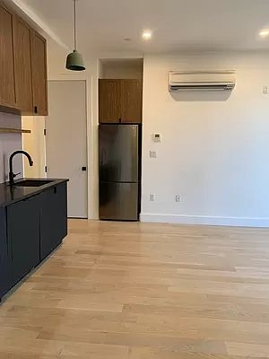 2nd image of 420 Tompkins Ave #502