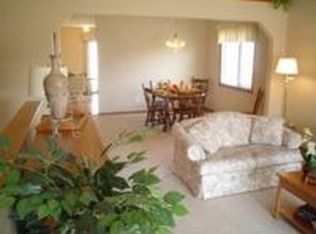 20021 Ideal Way, Lakeville, MN 55044