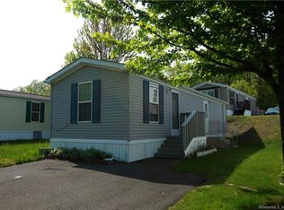 95 McQuillan Dr, Milford, CT 06460