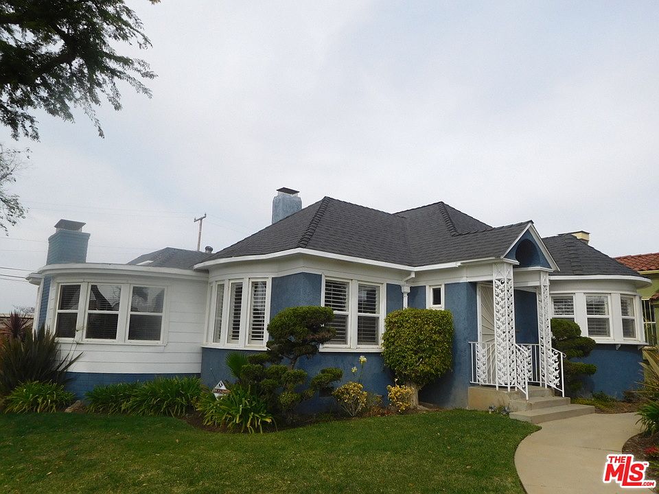 1st image of 3533 W 78th St