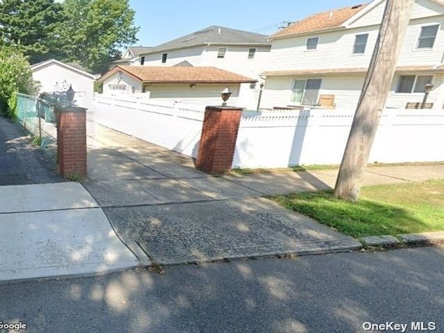 1st image of 414 1st Ave